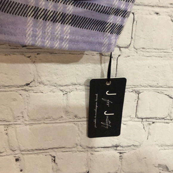 3/$15 SALE 💫 NWT J is for Justify Purple Plaid Crop Top - Picture 4 of 6